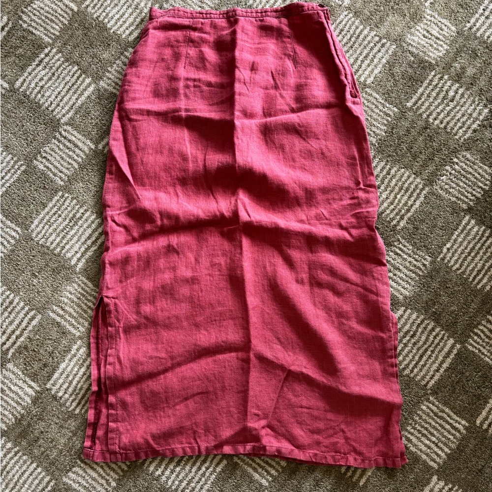 Elegant Pink Women's Skirt
